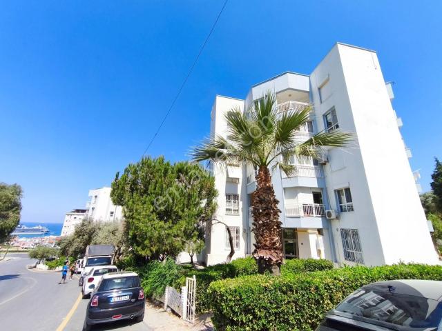 Kuşadası, Eğe Mah. Satılık Deniz Manzaralı 3+1 Geniş Daire