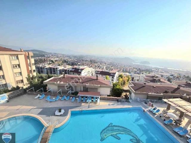 Kuşadası Ege Mahallesınde Kiralık 3+1 Eşyalı Havuzlu Full Deniz Manzaralı Daıre