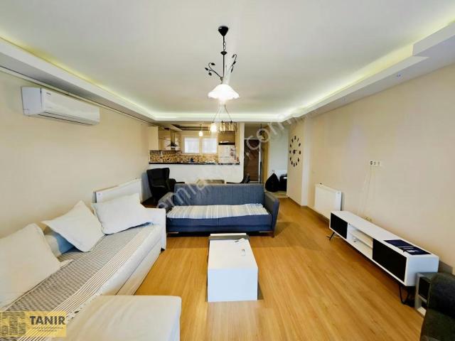 Kuşadası Ege Mahallesi'nde Devamlı Full Esyalı Kiralık 2+1 Daire
