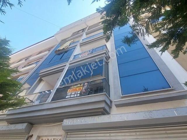 Kuşadası Ege Mahallesinde Full Eşyalı Doğalgazlı Kiralık 2+1