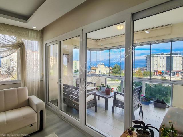 Kuşadası Ege Mahallesi'nde Satılık 3+1 Deniz Manzaralı Daire