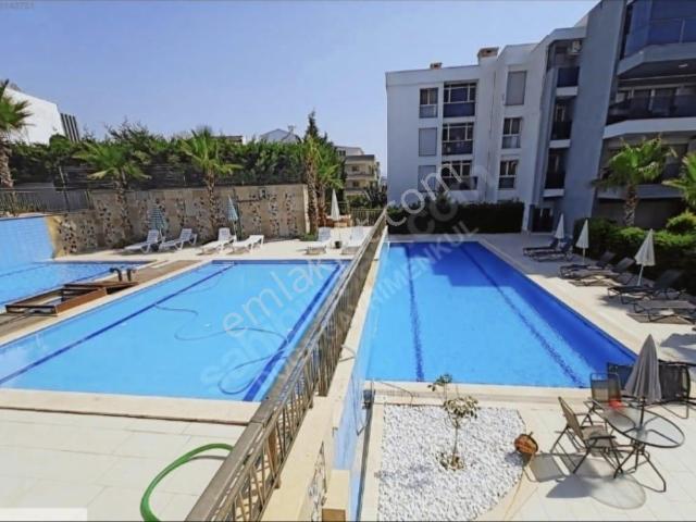 Kuşadası Ege Mh Kapalı Garaj Doğalgaz Havuz Güvenlik Komple Eşyalı Satılık