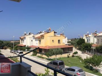 Kuşadası Egem Tur Sit Yıllık Kiralık Havuzlu 4+1 Villa
