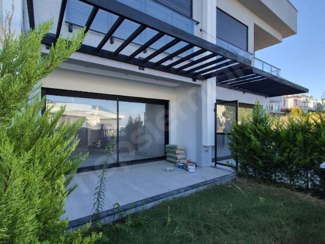 Kuşadası Güzelçamlı bölgesinden 2+1 Satılık Dublex