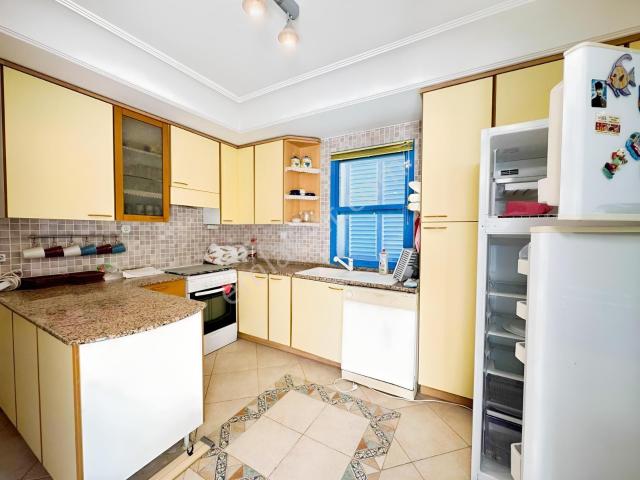 Kuşadası Güzelçamlı'da Denize 200 Mt Mesafede 3+1 Kiralık Yazlık
