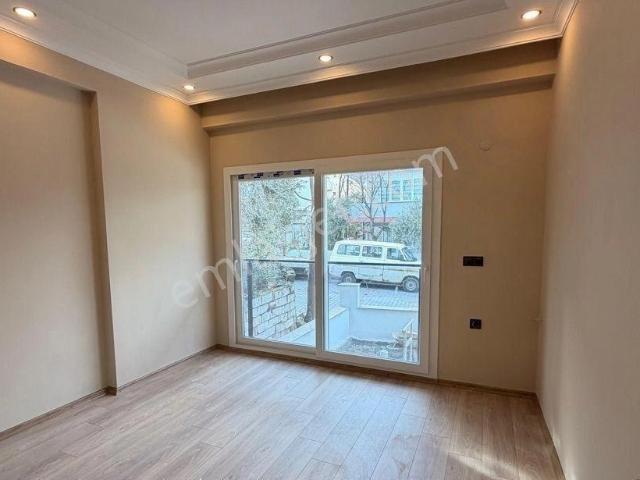 Kuşadası Güzelçamlı’da Oturuma Hazır Satılık 2+1 Bahçeli Daire