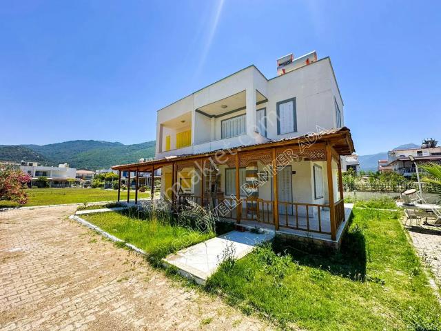Kuşadası Güzelçamlı Da Satılık 3+1 Bahçeli Dubleks Yazlık