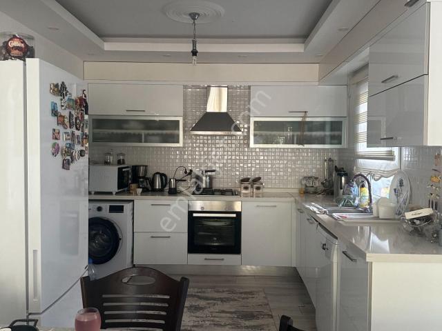 Kuşadası Güzelçamlı Mahallesinde Satılık Villa