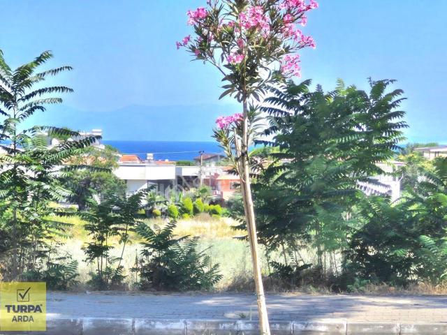 Kuşadası Güzelçamlı Merkeze Sahile 250 Metre Mesafede 1+0
