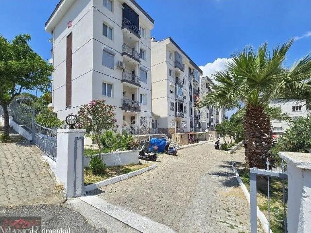 Kuşadası Hacıfeyzullah Mahallesinde 2+1 Doğalgazlı Ayrı Mutfak Kiralık Daire