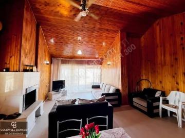 Kuşadası Her Odadan Deniz Manzaralı 5+1 Satılık Köşe Villa