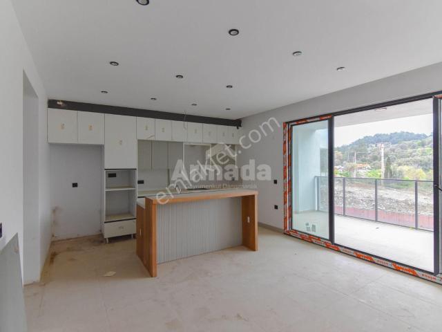 Kuşadası İkiçeşmelik'te Süper Lüks Satılık 1+1 Daire