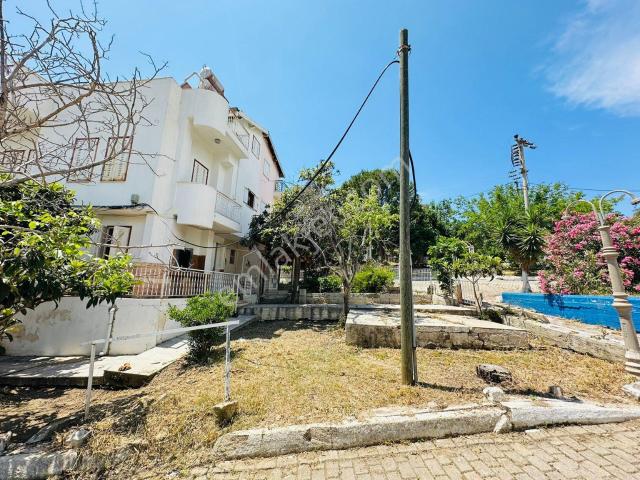 Kuşadası Kadınlar Denizi 3+1 1 Haziran 2027 Ye Kadar Kiralık Villa