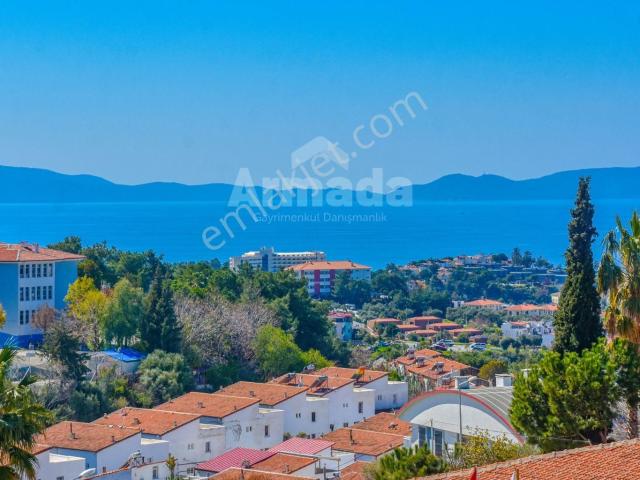 Kuşadası Kadınlar Denizi Deniz Manzaralı 3+1 Doğalgazlı Daire