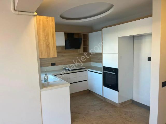 Kuşadası Kadınlar Denizi’nde Eşsiz Deniz Manzaralı | Havuzlu Site İçinde 4+1 Lüks Dubleks Daire