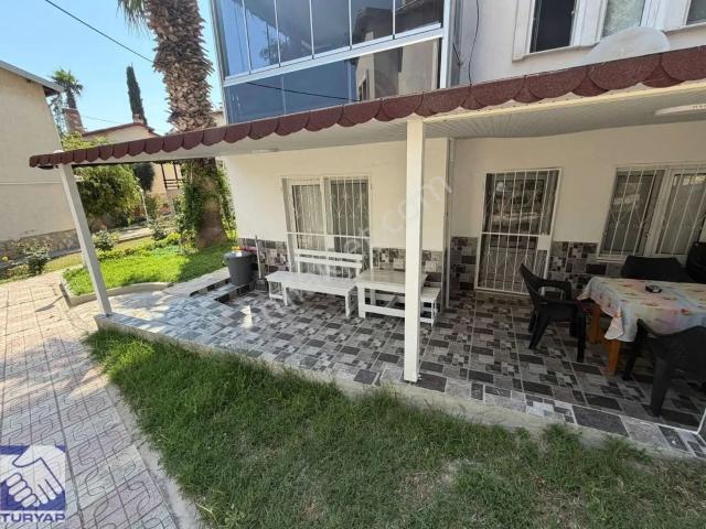 Kuşadası Kadınlar Denizinde 2+1 Bahçe Katı