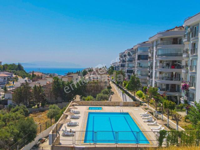 Kuşadası Kadınlar Denizinde Havuzlu Site İçerisinde 3+1 Daire