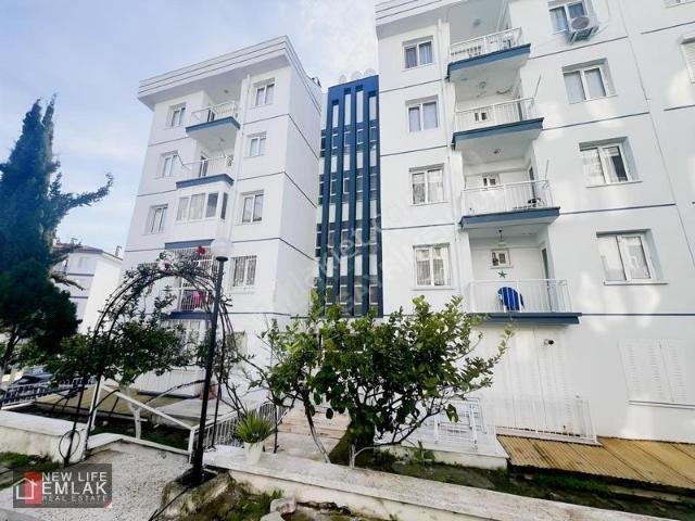 Kuşadası Kadınlar Denizinde Kiralık Eşyalı Daire