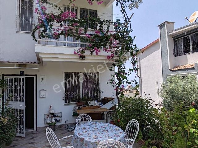 Kuşadası Kadınlar Denizinde Kiralik 2+1 Eşyalı Villa