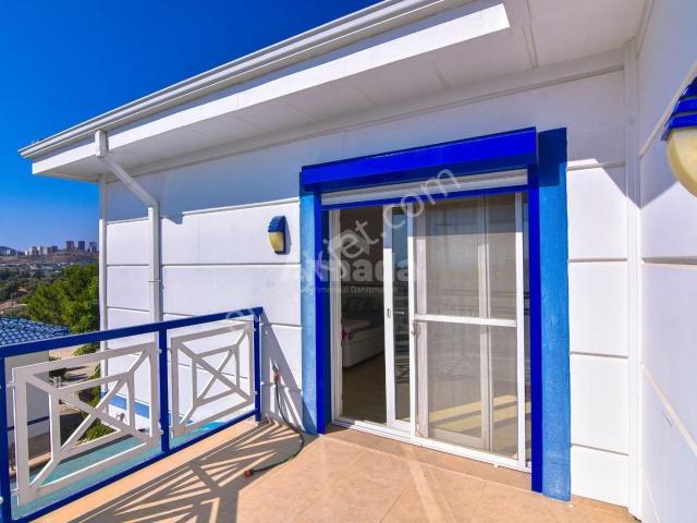 Kuşadası Karaova'da 4+1 Muhteşem Villa