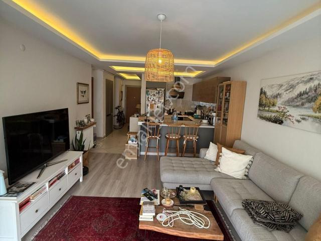 Kuşadası Kirazlı Yolu Üzeri Kiralık Full Eşyalı 1+1 Daire
