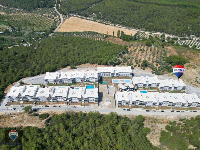 Kuşadası Kirazlı'da 2023 Yapımı 1+1 Önü Açık Daire