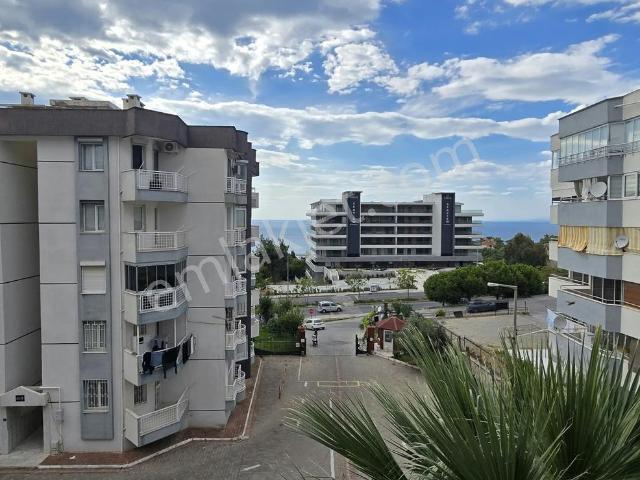 Kuşadası Kiralık,kısmi Deniz Manzaralı 3+1 Daire