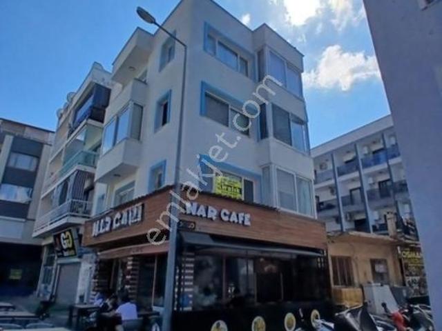 Kuşadası Sahilde Eşyasız Kiralık 1+1 Daire