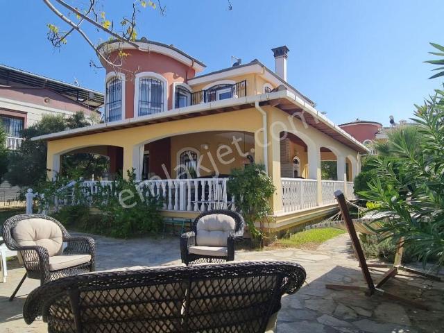 Kuşadası Satılık Karaova Mevkii