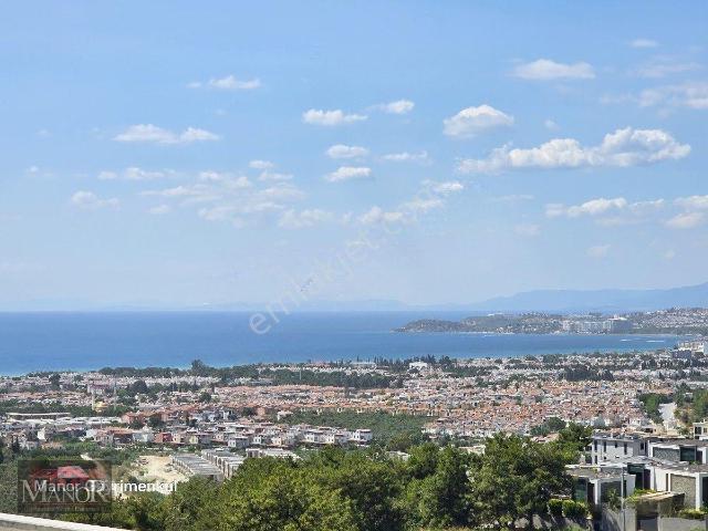 Kuşadası Soğucakta 6+1 Özel Havuzlu Full Deniz Manzaralı Müstakil Satılık Villa