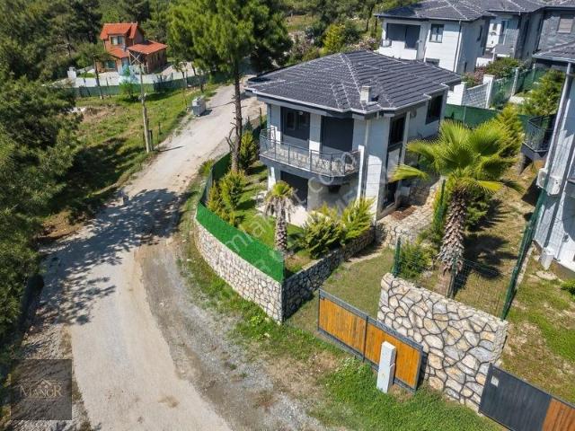 Kuşadası Soğucak'ta Doğayla İç İçe Müstakil Villa