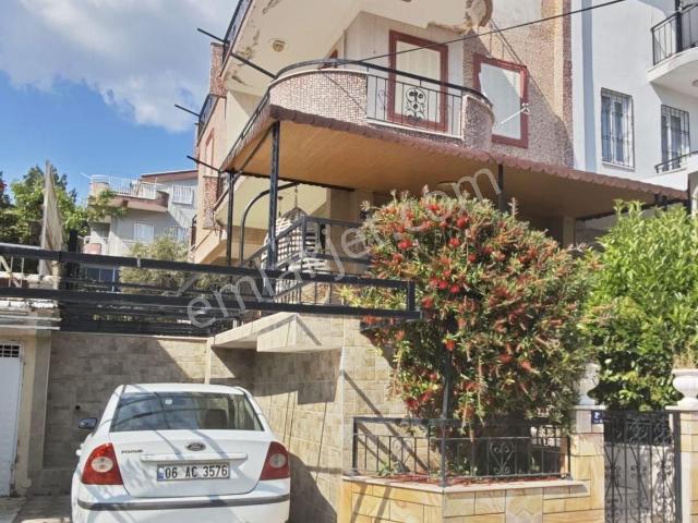 Kuşadası Soğucak Orkide Sitesi'nde Satılık Villa