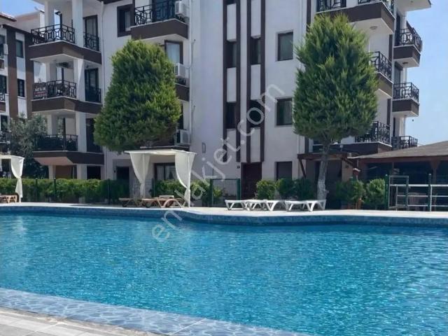 Kuşadası Türkmen Mahallesi Marina Mevkiinde Kiralık 1+1 Daire