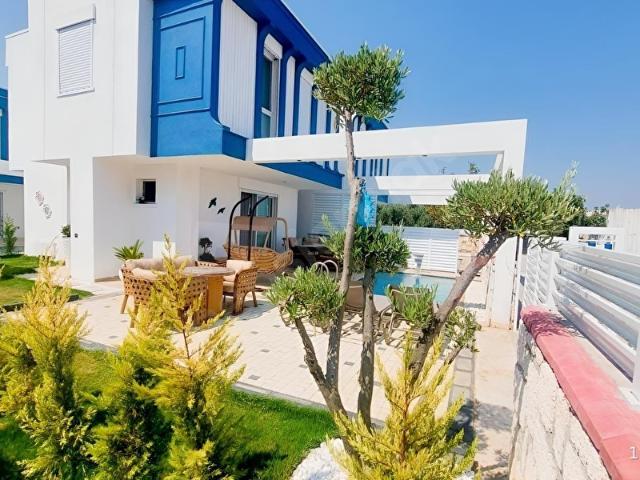 KUŞADASI DAVUTLARDA ÖZEL HAVUZLU FULL EŞYALI 3+1 TEK MÜSTAKİL