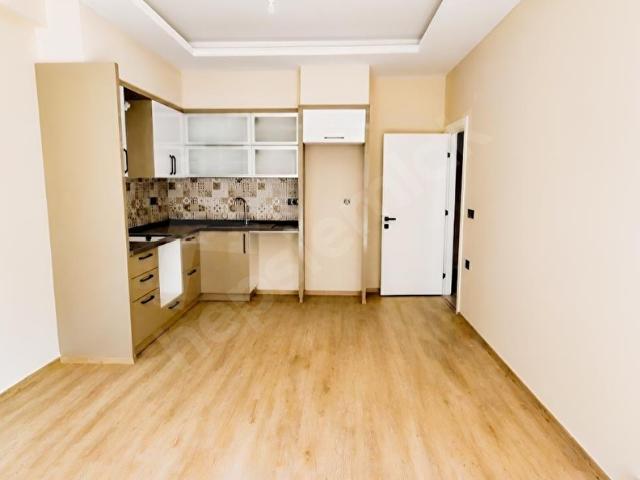 KUŞADASI DAVUTLAR'DA EBEVEYN BANYOLU FIRSAT SATILIK 2+1 DAİRE!