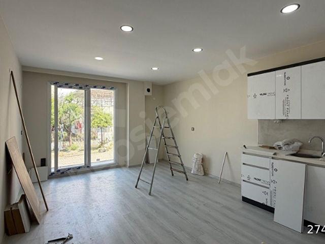 KUŞADASI GÜZELÇAMLIDA SIFIR YAPIM SATILIK 1+1 DAİRE