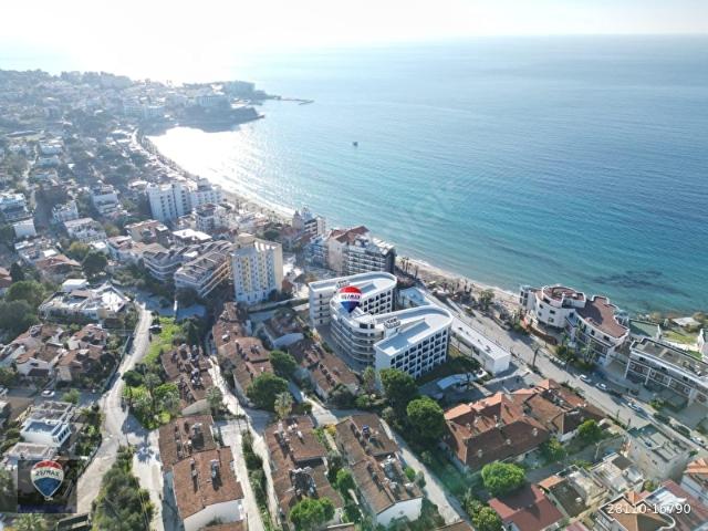 KUŞADASI KADINLAR DENİZİNDE DENİZE SIFIR 18 ODALI SATILIK OTEL