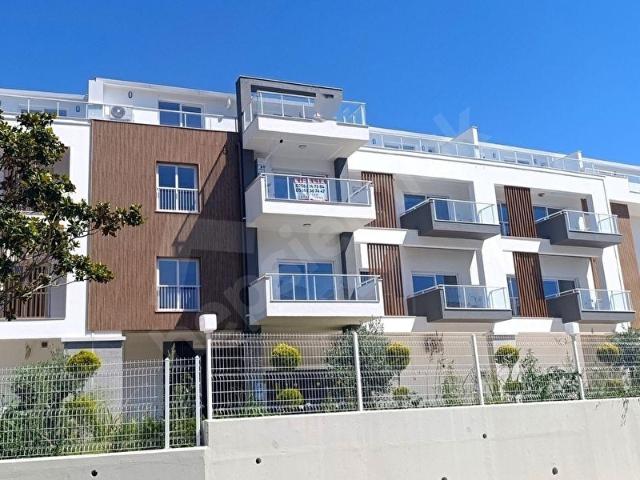 KUŞADASI KADINLAR DENİZİ PLAJINA ÇOK YAKIN KİRALIK SIFIR REZİDANS DAİRE