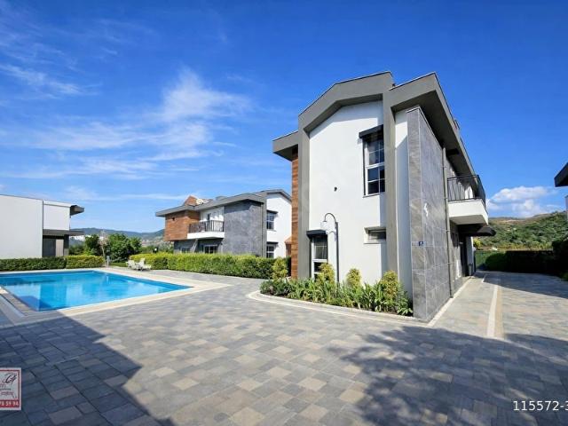 KUŞADASI LÜKS 4+1 GENİŞ Denize 300Mt Özel Bahçeli Villa