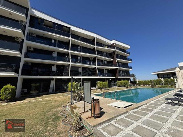 KUŞADASINDA FULL DENİZ MANZARALI DOĞALGAZLI SATILIK 1+1 DAİRE