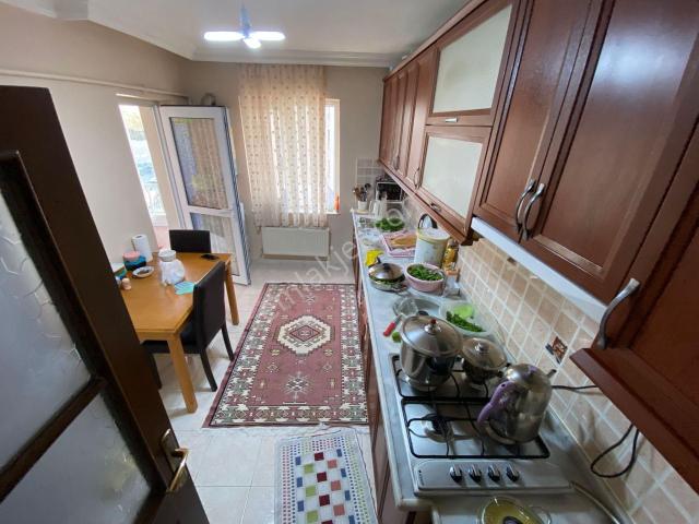 Kuşcağız Mahallesi'nde Cadde Üzerinde Çift Teras Balkonlu 3+1 Daire!