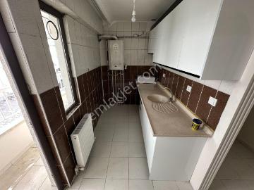 Kuşcağız Mahallesi'nde Cadde Yakını 2+1 Daire!