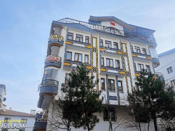 Kuşcağız Kapalı Pazar Yakını Katta Tek Cephe Geniş M2