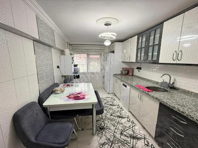 Kuşcağız 3+1 Cadde Yakını Kök Tapu Full Yapılı İskanlı