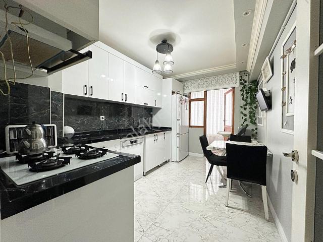 Kuşcağız'da Cadde Üzerinde Full Yapılı 3+1 Daire!