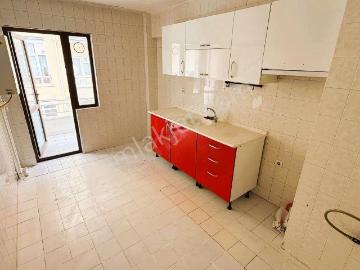 Kuşcağız'da Cd Paraleli Geniş M2 Masrafsız 3+1 Satılık Daire