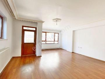 Kuşcağız'da Kat Konumunda Altında Daire Olan Emsalsiz Daire