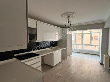 Kuşcağızda Yüksek Giriş Altı Daire Masrafsız Hastane Yakını
