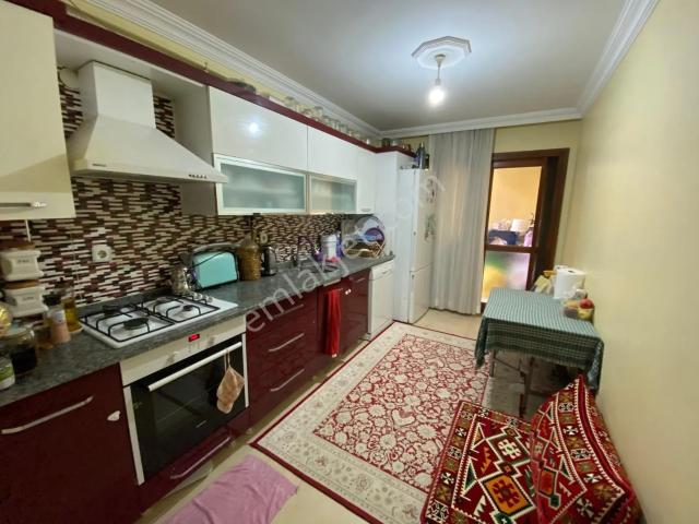 Kuşlu Bahçe Mahallesi 3+1 140 M2 5 Katlının 1katı Fuıı Özelikli