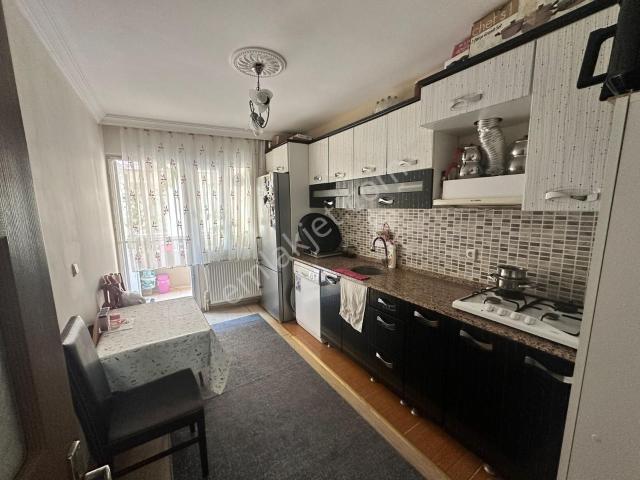 Kuşlubahçe Mah Satılık 3+1 125m2 Arakat Daire Randevu İçşn Arayın